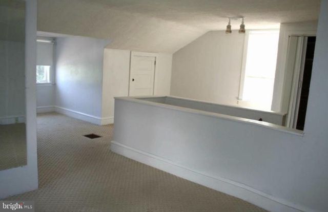 5811 OLEY TURNPIKE RD, Oley, PA 19547