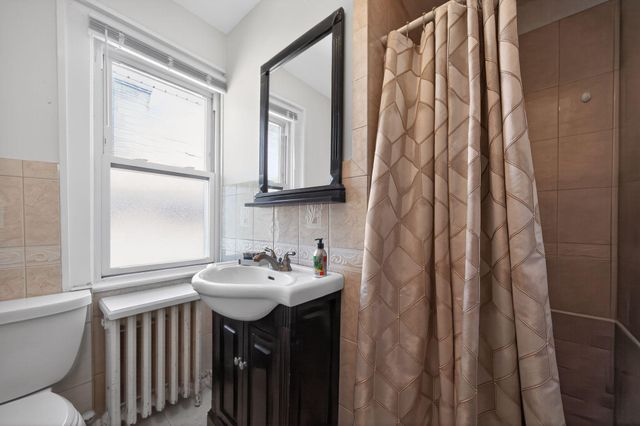 2722 COVE RD, Pennsauken, NJ 08109