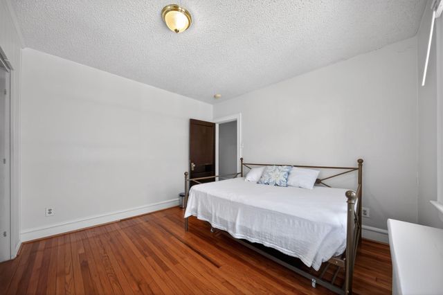 2722 COVE RD, Pennsauken, NJ 08109