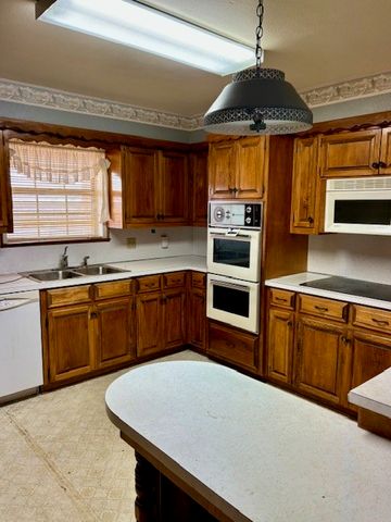 14180 US Highway 75, Van Alstyne, TX 75495