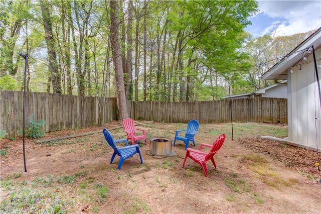 3141 Bomar Forest Place, Decatur, GA 30033