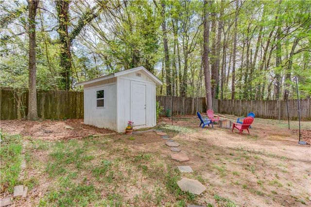 3141 Bomar Forest Place, Decatur, GA 30033