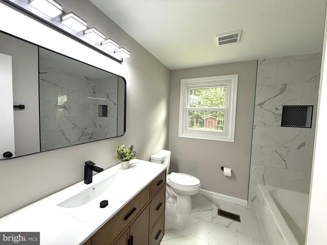 707 HOLLY CORNER RD, Fredericksburg, VA 22406