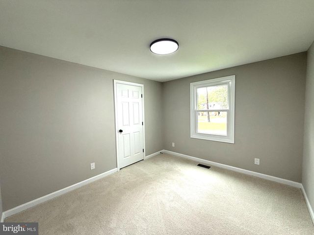 707 HOLLY CORNER RD, Fredericksburg, VA 22406