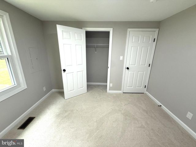 707 HOLLY CORNER RD, Fredericksburg, VA 22406