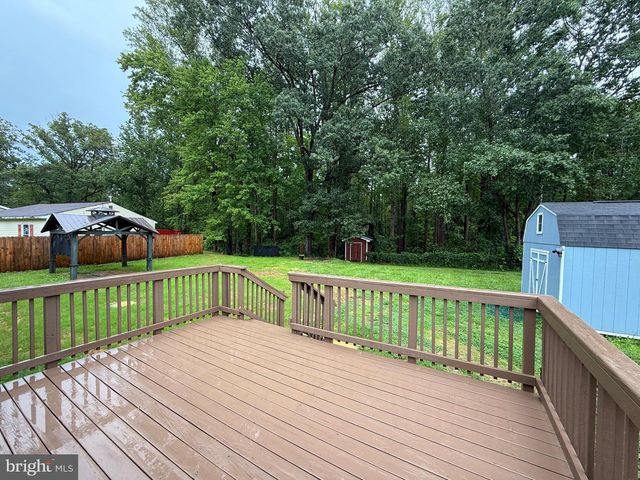 707 HOLLY CORNER RD, Fredericksburg, VA 22406