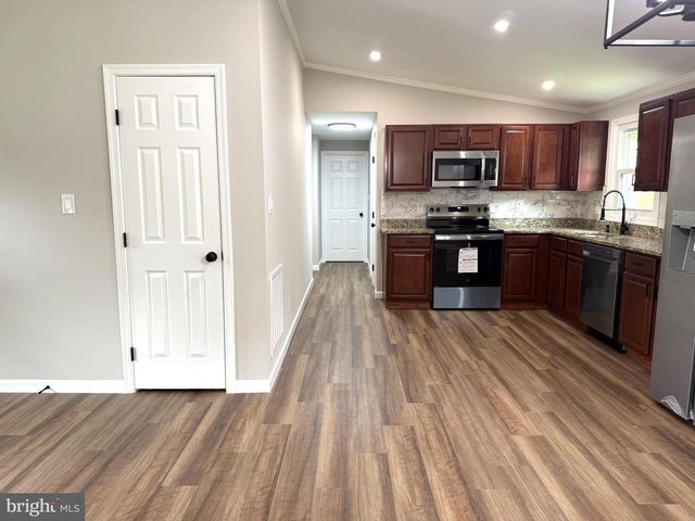 707 HOLLY CORNER RD, Fredericksburg, VA 22406