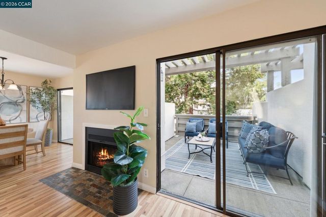 68 68 Mozden Ln, Pleasant Hill, CA 94523