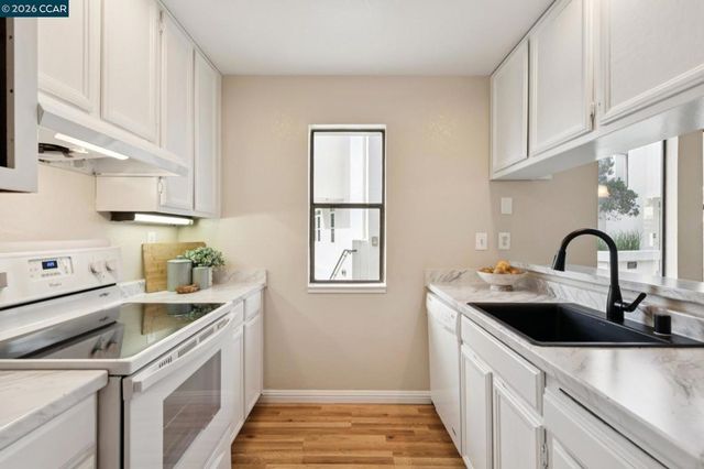 68 68 Mozden Ln, Pleasant Hill, CA 94523