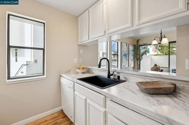 68 68 Mozden Ln, Pleasant Hill, CA 94523