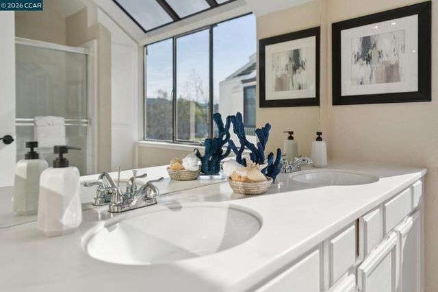 68 68 Mozden Ln, Pleasant Hill, CA 94523