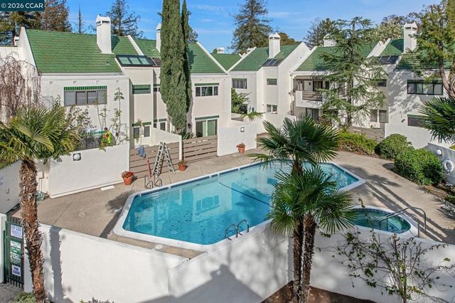 68 68 Mozden Ln, Pleasant Hill, CA 94523