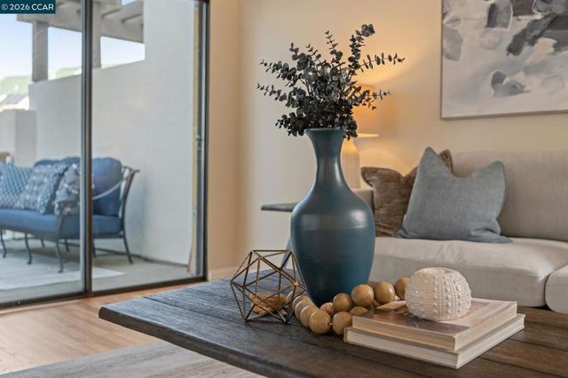 68 68 Mozden Ln, Pleasant Hill, CA 94523