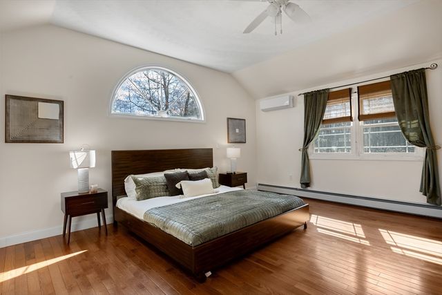 13 Stoneybrook Rd, Charlton, MA 01507