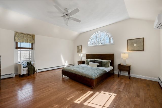 13 Stoneybrook Rd, Charlton, MA 01507