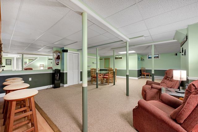 13 Stoneybrook Rd, Charlton, MA 01507