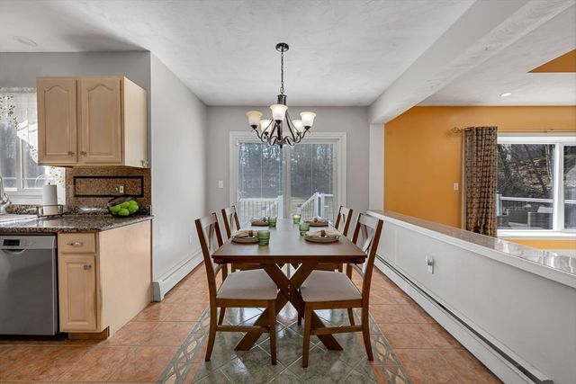 13 Stoneybrook Rd, Charlton, MA 01507