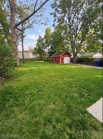 3922 Brookside Boulevard, Cleveland, OH 44111