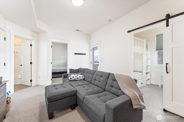 118 Porcupine Lane, Chelan, WA 98816