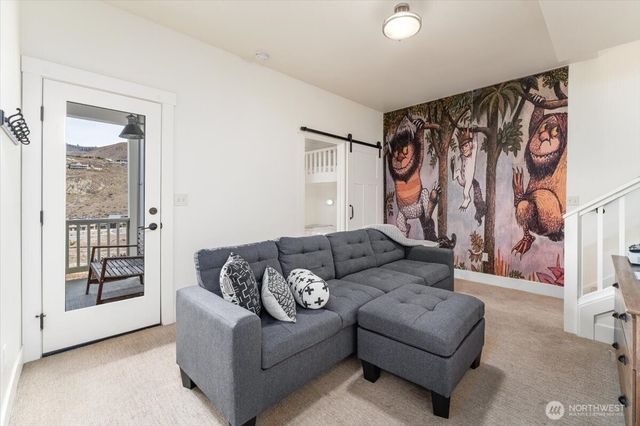 118 Porcupine Lane, Chelan, WA 98816