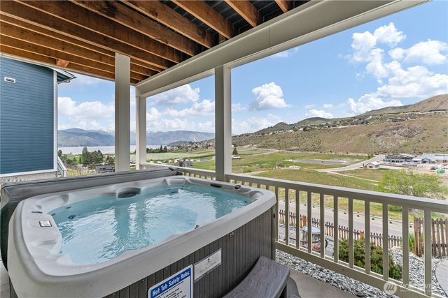 118 Porcupine Lane, Chelan, WA 98816
