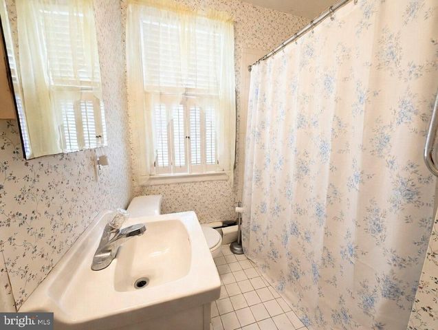 429 SUTTON AVE, Folsom, PA 19033