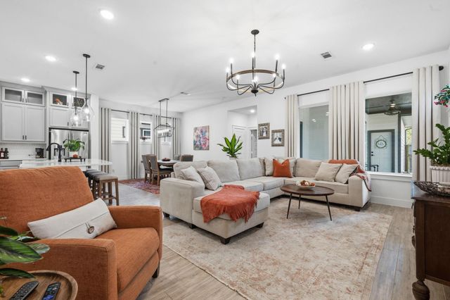 165 Bungalow Drive, Montgomery, TX 77316