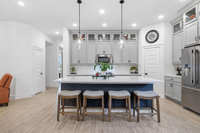 165 Bungalow Drive, Montgomery, TX 77316