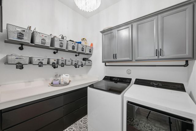 165 Bungalow Drive, Montgomery, TX 77316