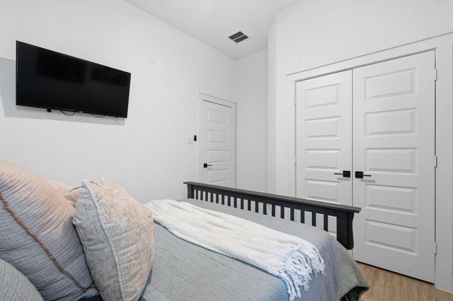 165 Bungalow Drive, Montgomery, TX 77316