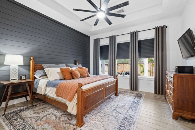 165 Bungalow Drive, Montgomery, TX 77316