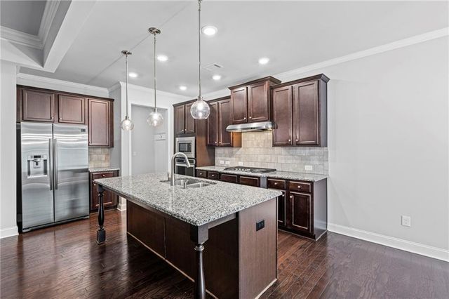3198 Ivy Crossing Drive, Buford, GA 30519