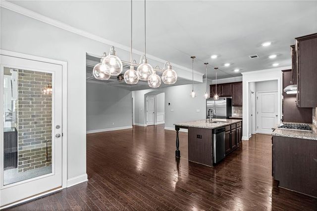 3198 Ivy Crossing Drive, Buford, GA 30519