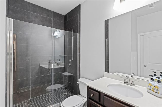 3198 Ivy Crossing Drive, Buford, GA 30519