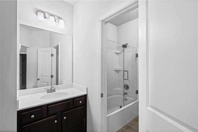 3198 Ivy Crossing Drive, Buford, GA 30519