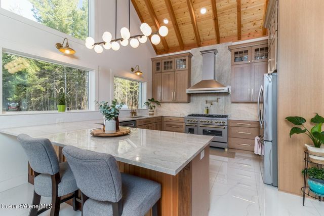 267 Jays Way, Bonners Ferry, ID 83805