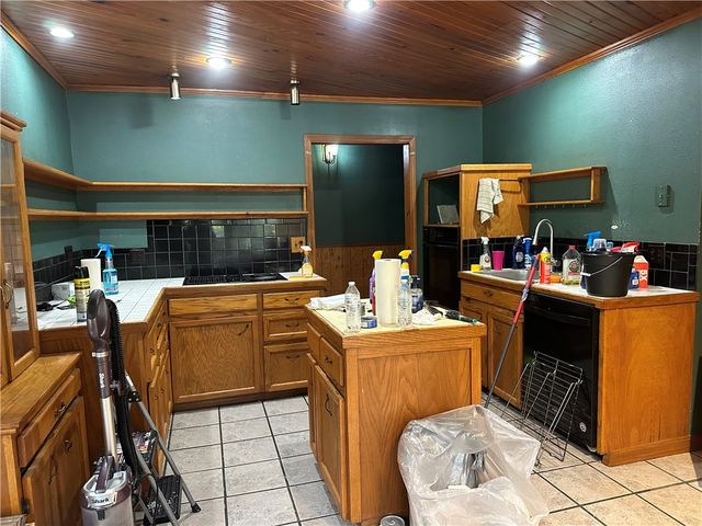 18403 S Highway 170, West Fork, AR 72774