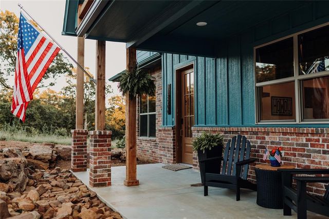 118900 S 4213 Road, Eufaula, OK 74432