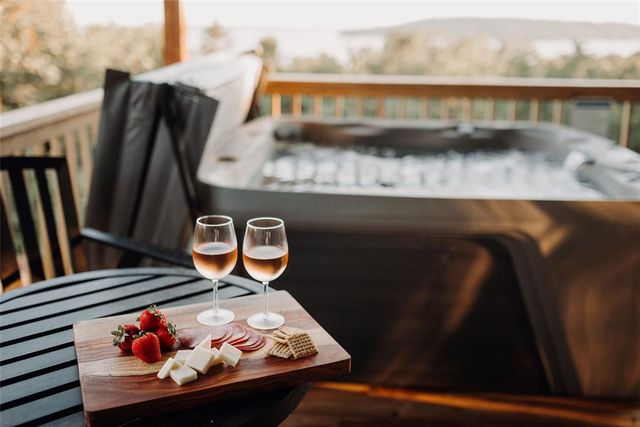 118900 S 4213 Road, Eufaula, OK 74432