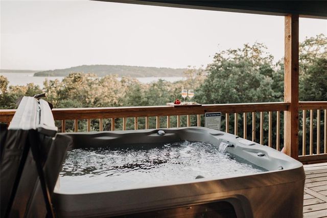 118900 S 4213 Road, Eufaula, OK 74432