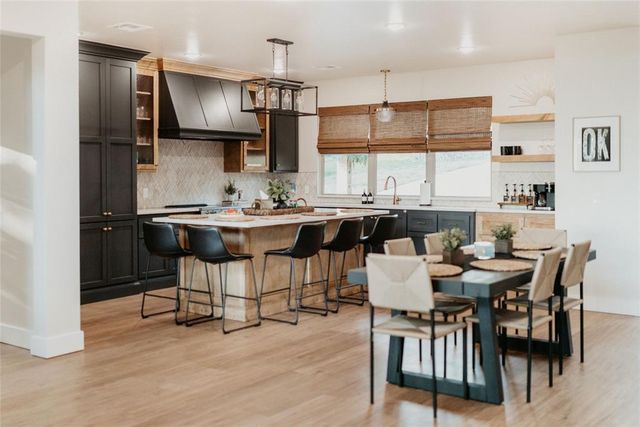 118900 S 4213 Road, Eufaula, OK 74432