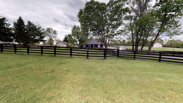 2830 Old Lemons Mill Road, Lexington, KY 40511