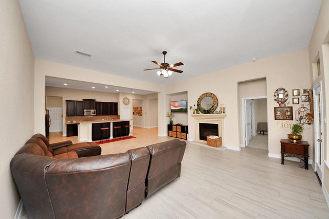 9611 Wildgrove Hollow Drive, Richmond, TX 77406