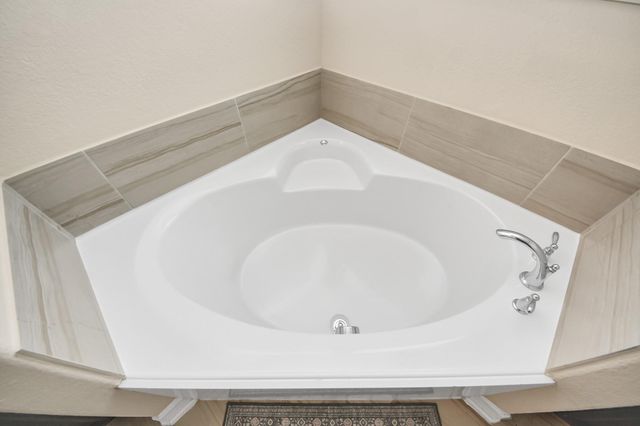 9611 Wildgrove Hollow Drive, Richmond, TX 77406