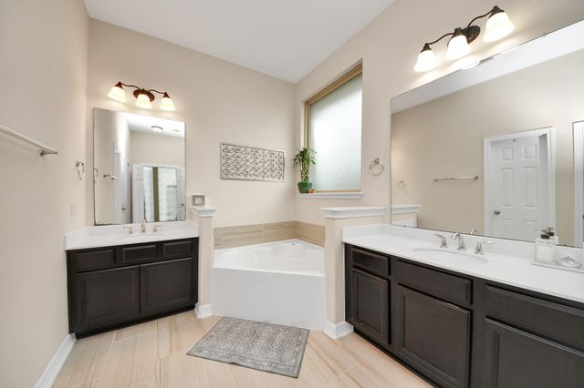 9611 Wildgrove Hollow Drive, Richmond, TX 77406