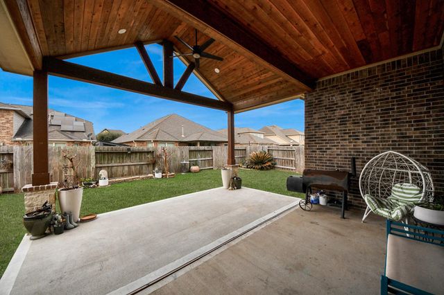 9611 Wildgrove Hollow Drive, Richmond, TX 77406