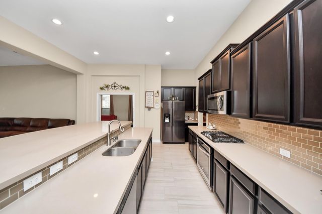 9611 Wildgrove Hollow Drive, Richmond, TX 77406