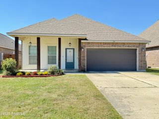206 Caillou Grove Road, Youngsville, LA 70592