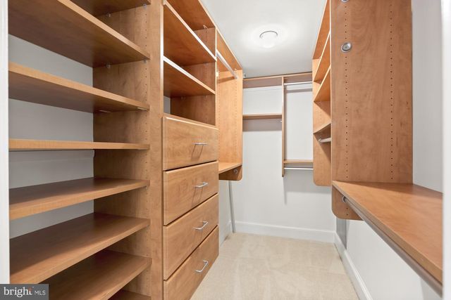 1825 T St NW Apt 104, Washington, DC 20009