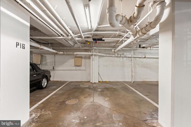 1825 T St NW Apt 104, Washington, DC 20009